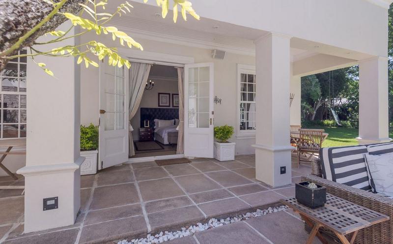 5 Bedroom Property for Sale in Constantia Upper Western Cape